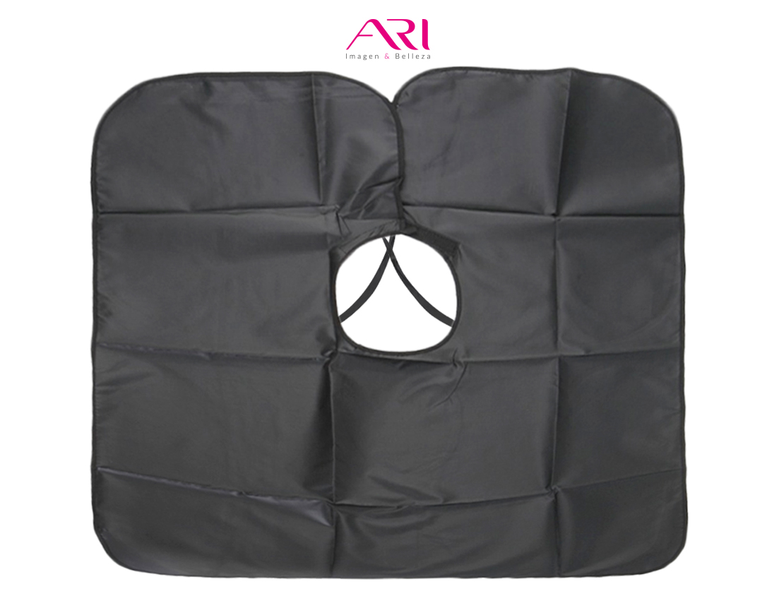 CAPA DE MAQUILLAJE NEGRO